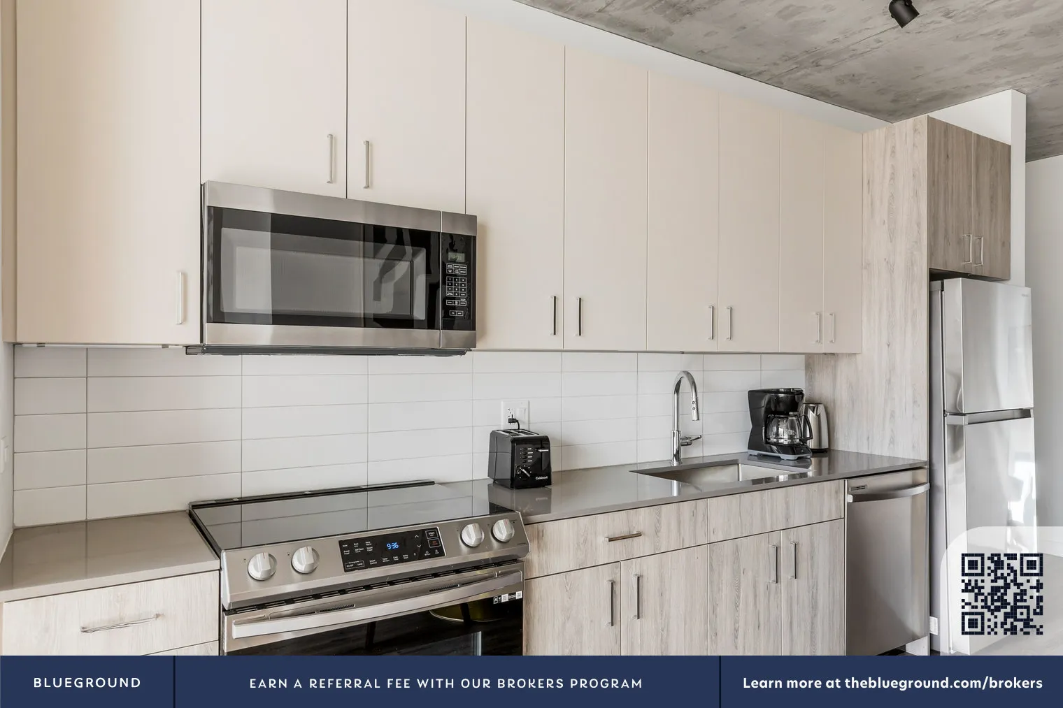 460 W  Ave, ,  60610, USA 60654-unit#CHI-1351-Chicago-IL