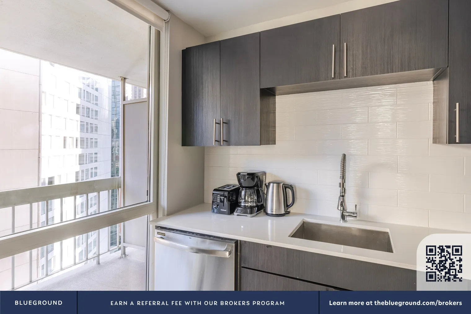 1 E Delaware Pl, ,  60611, USA 60611-unit#CHI-1359-Chicago-IL