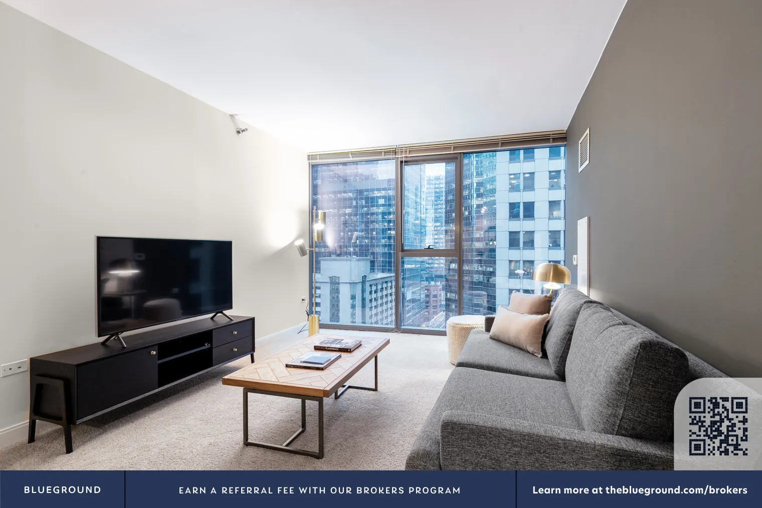 210 N Wells St, ,  60606, USA 60606-unit#CHI-229-Chicago-IL
