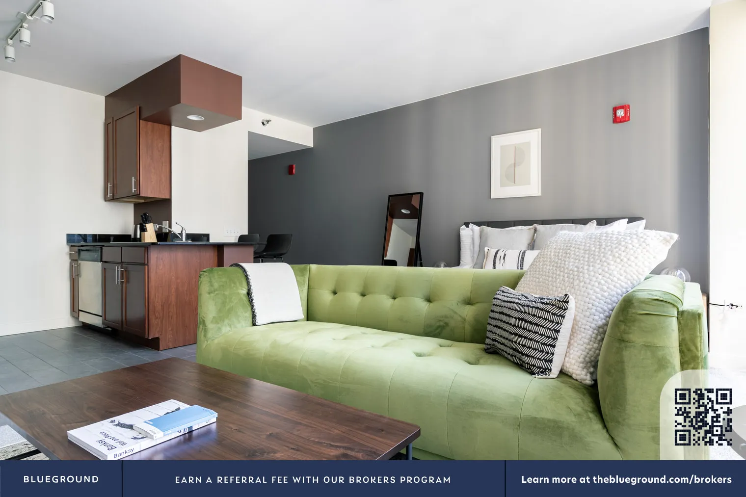 210 N Wells St, , 60601, USA 60606-unit#CHI-272-Chicago-IL