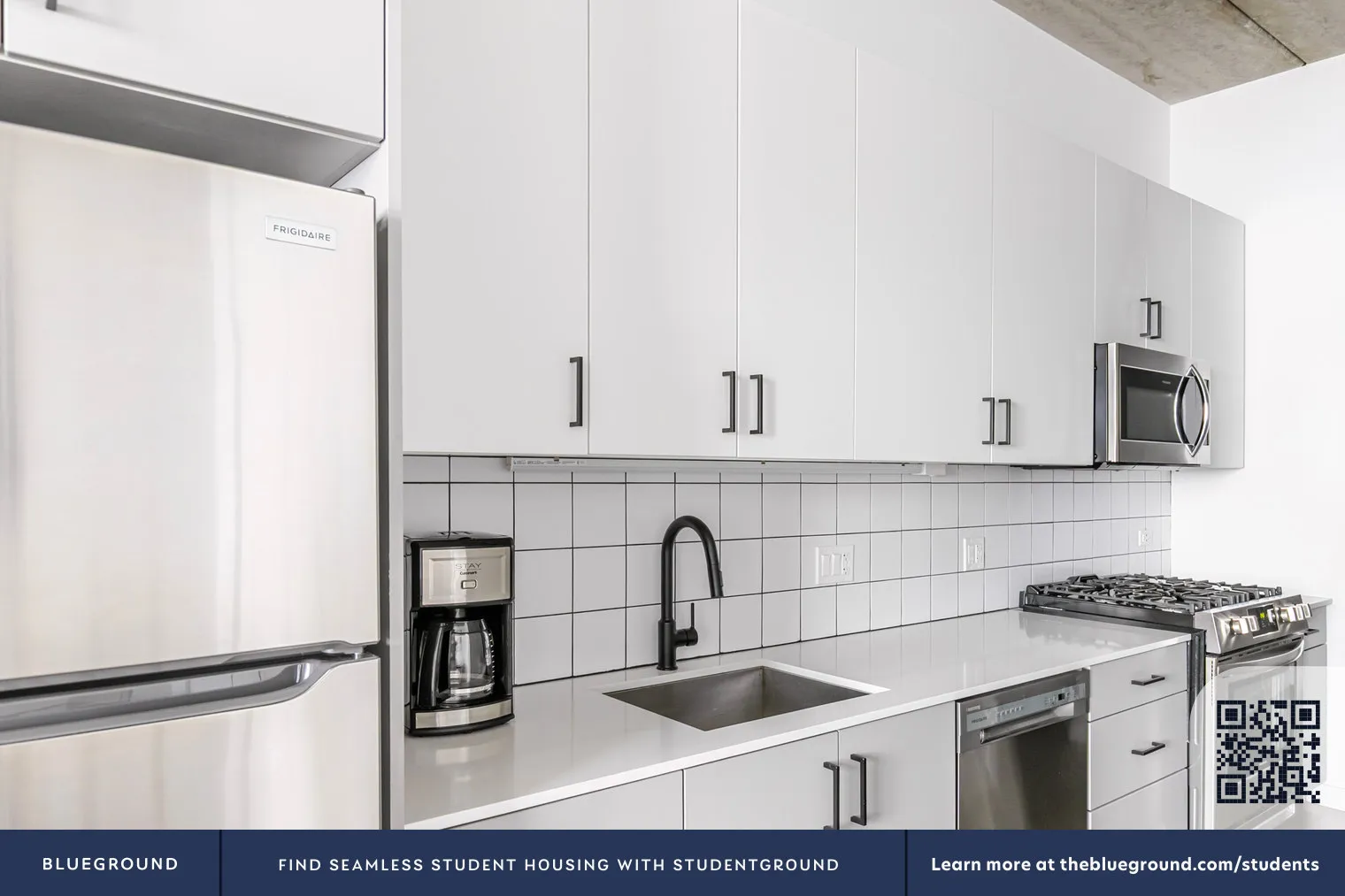 61 W Erie St, , 60654, USA 60654-unit#CHI-1402-Chicago-IL