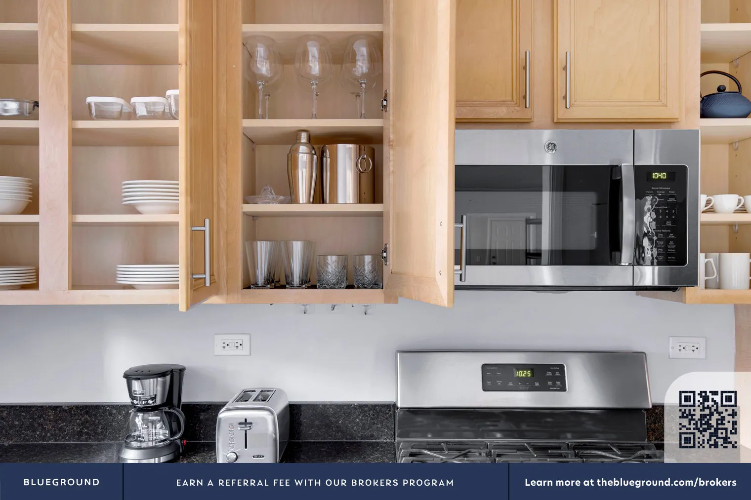 2740 Hampton Pkwy, , 60201, USA 60201-unit#CHI-520-Evanston-IL