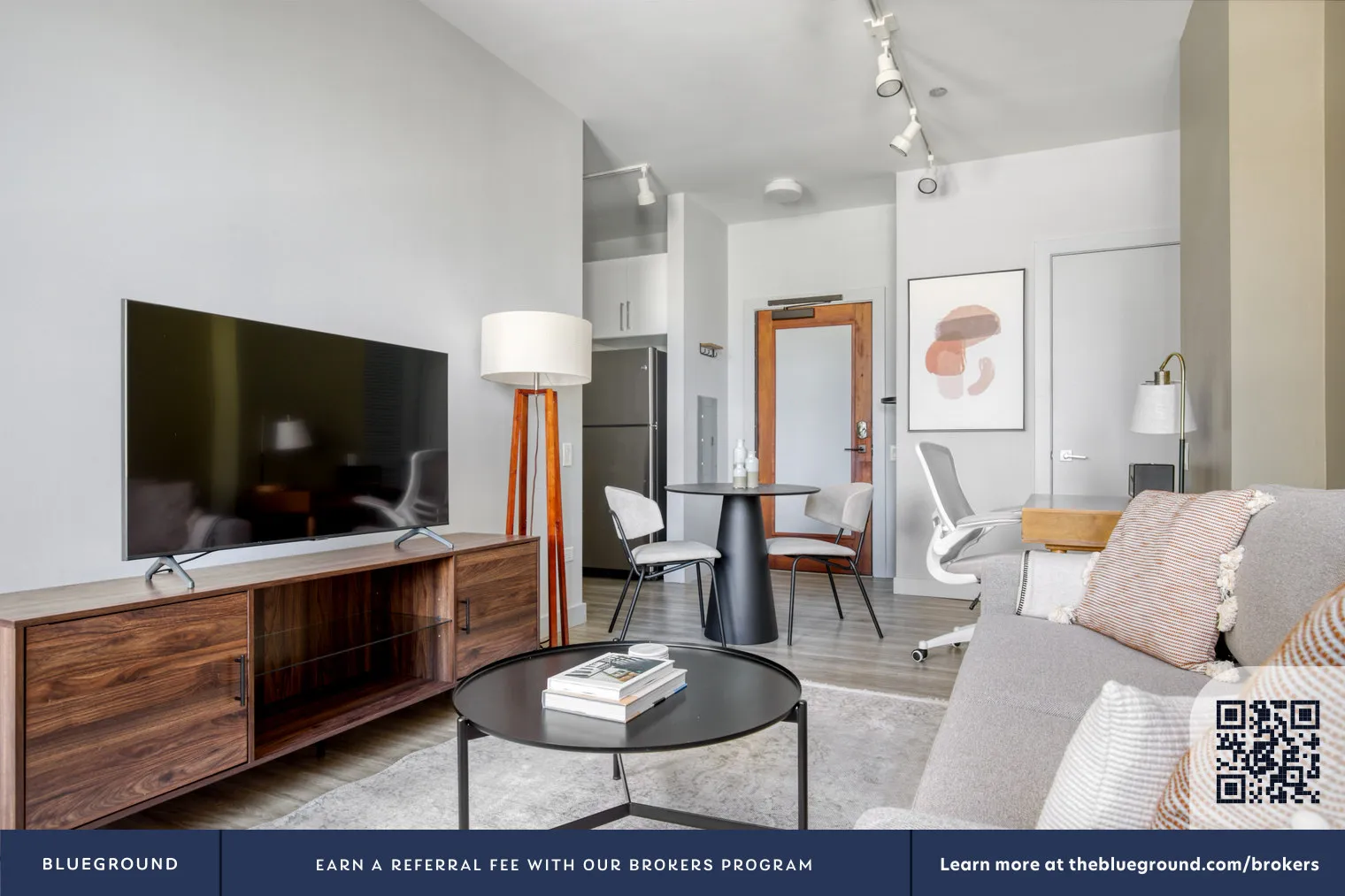 330 S Wells St, ,  60606, USA 60606-unit#CHI-692-Chicago-IL