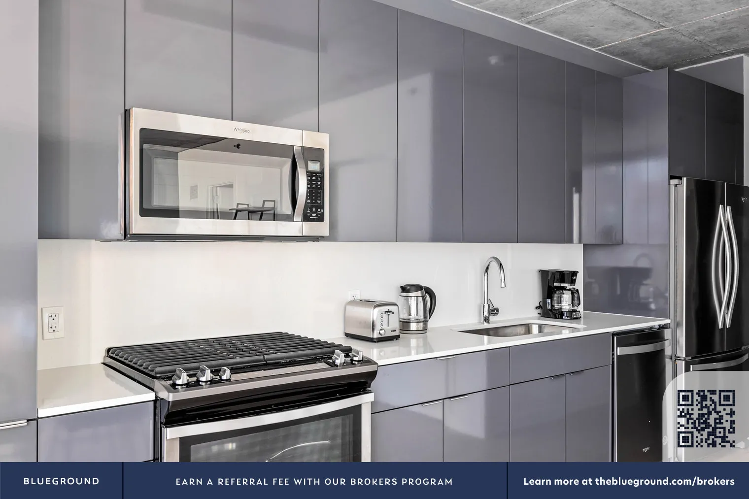 311 W Illinois St, ,  60654, USA 60654-unit#CHI-817-Chicago-IL