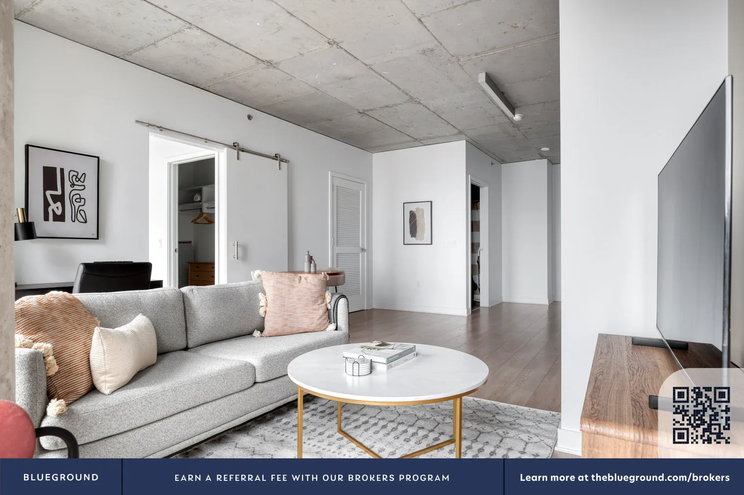 311 W Illinois St, , 60654, USA 60654-unit#CHI-825-Chicago-IL