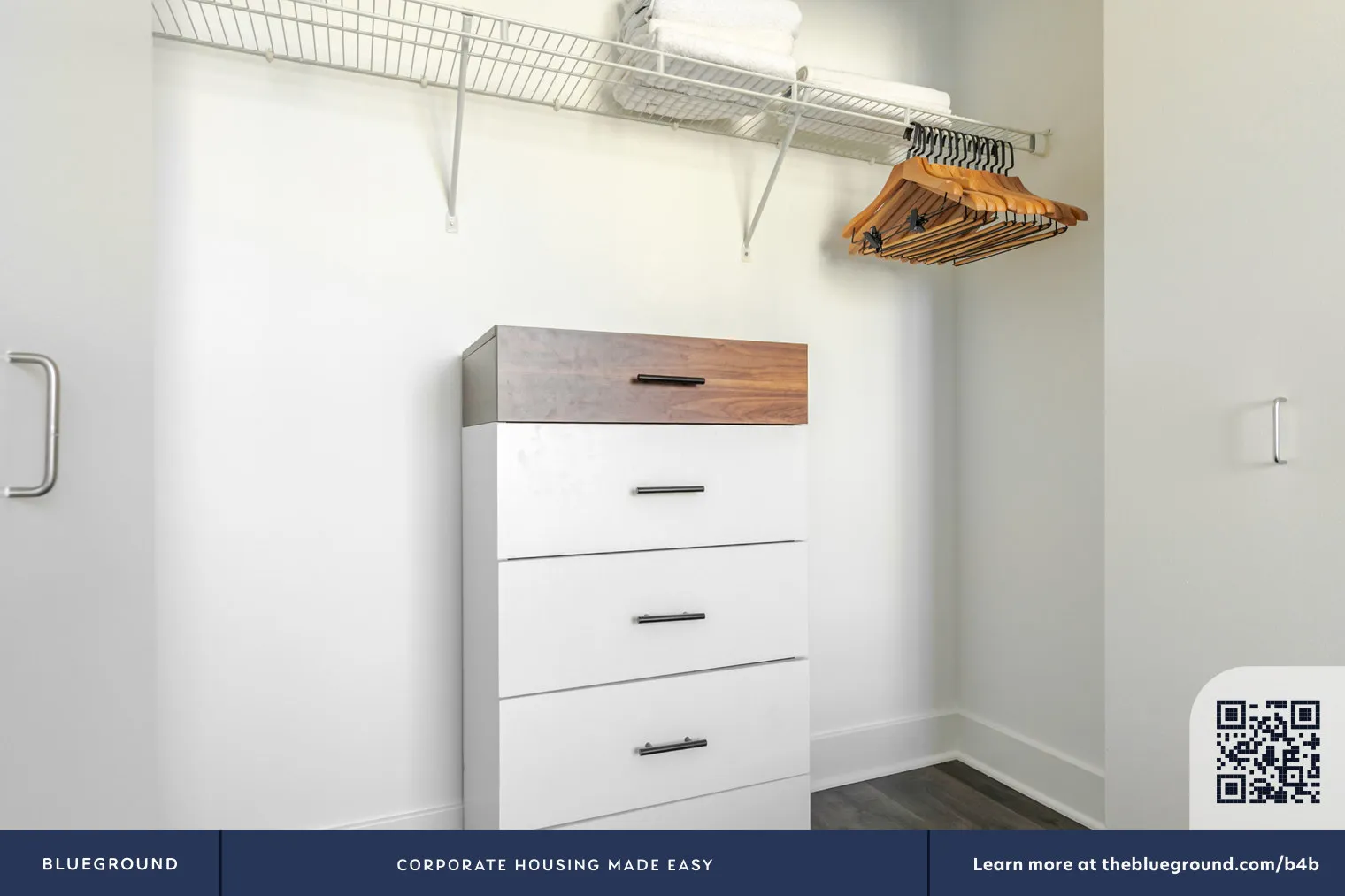 Left Bank, 300 N Canal St, ,  60606, USA 60606-unit#CHI-1430-Chicago-IL