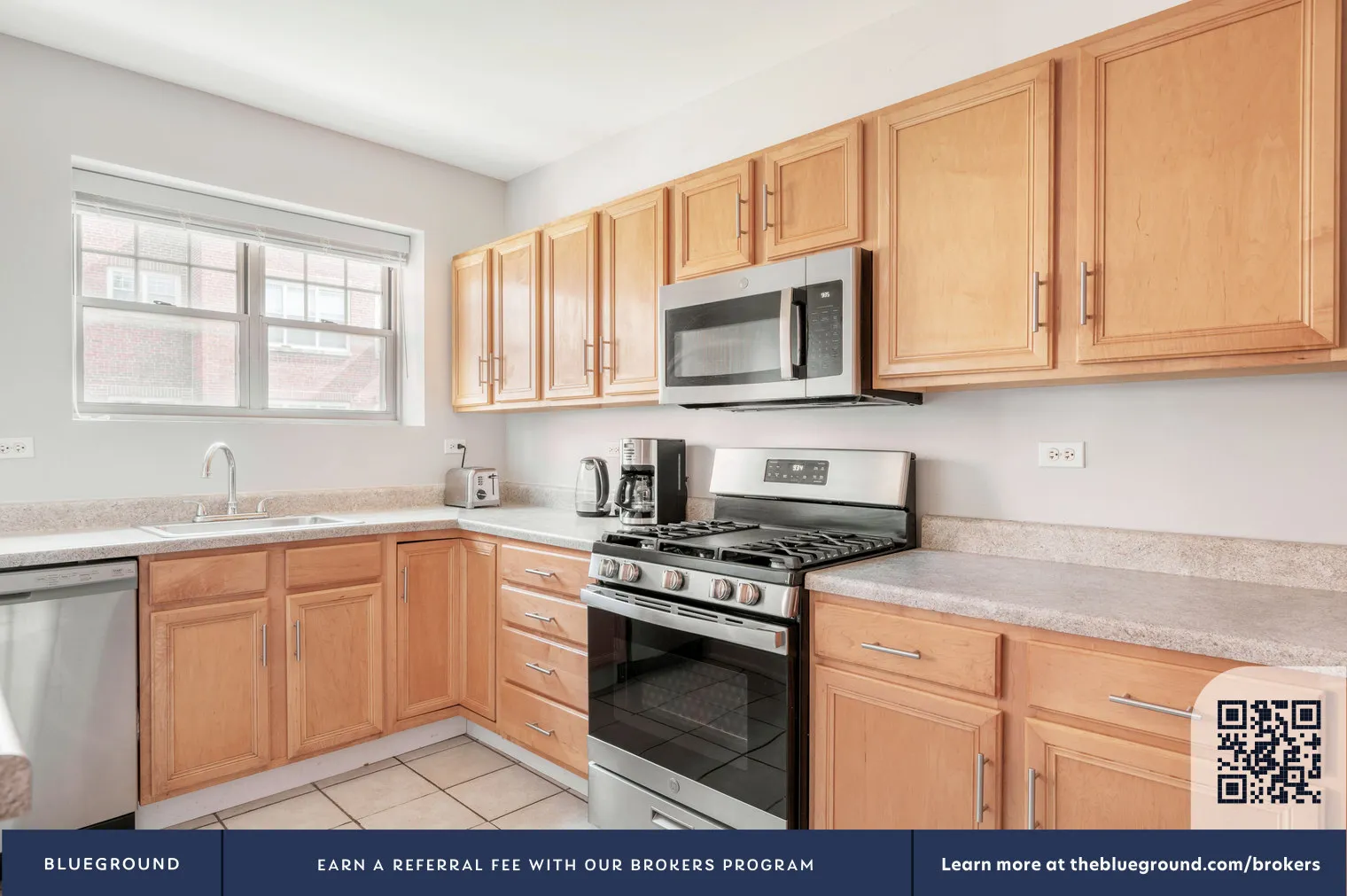 2752 Hampton Pkwy, , 60201, USA 60201-unit#CHI-953-Evanston-IL