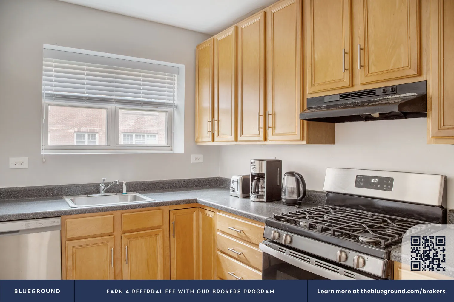 2752 Hampton Pkwy, , 60201, USA 60201-unit#CHI-956-Evanston-IL