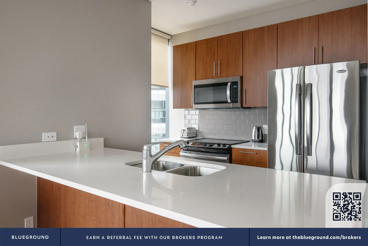 505 N State St, ,  60654, USA 60654-unit#CHI-1011-Chicago-IL