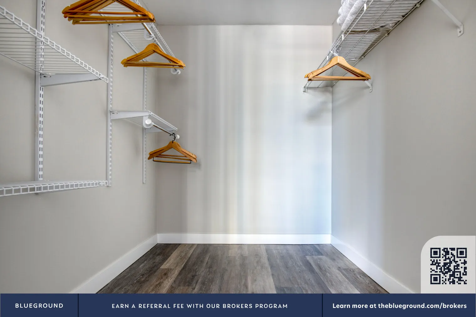 1 E Delaware Pl, ,  60611, USA 60611-unit#CHI-1016-Chicago-IL