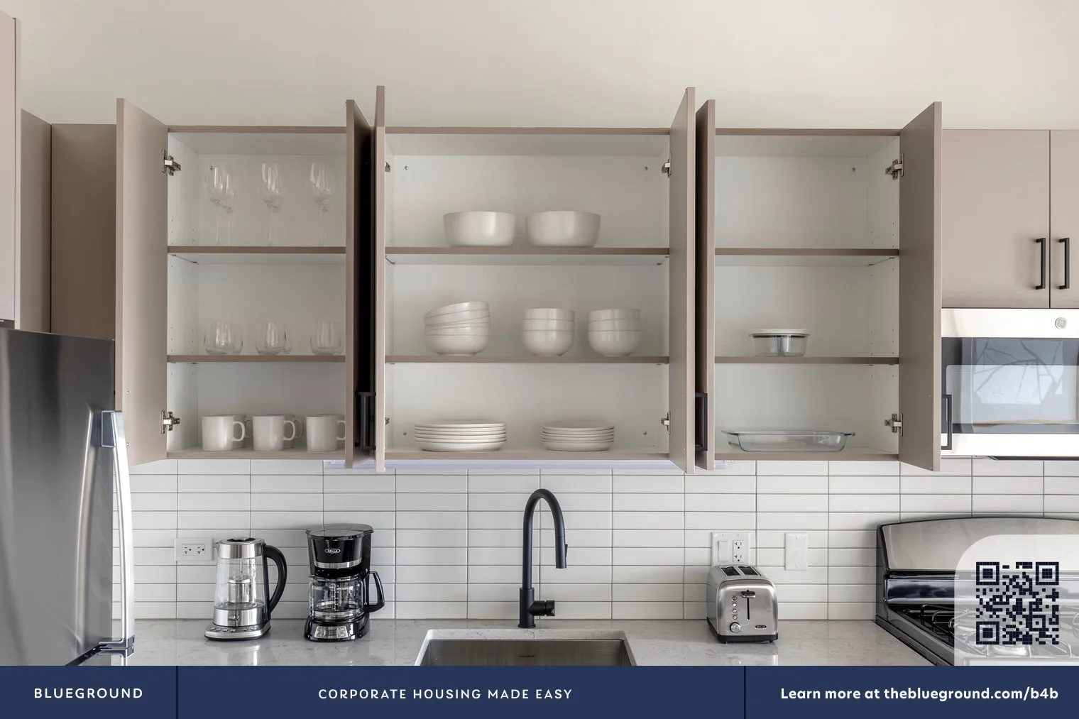 411 W  Ave, ,  60654, USA 60610-unit#CHI-1030-Chicago-IL