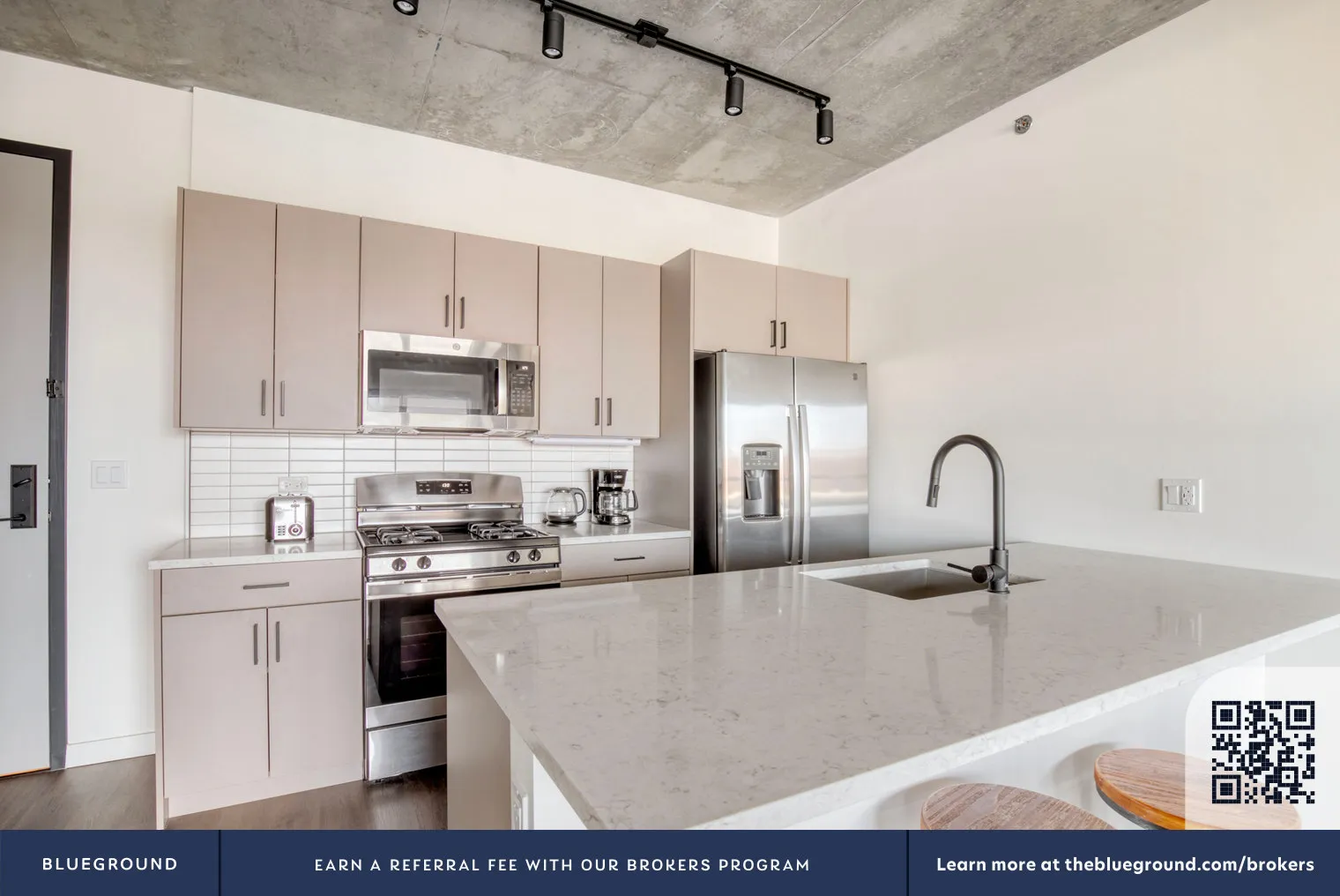 751 N Hudson Ave, , 60654, USA 60610-unit#CHI-1040-Chicago-IL