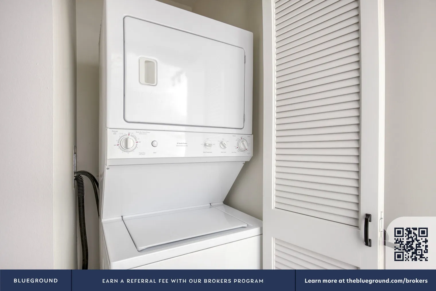 210 N Wells St, , 60606, USA 60606-unit#CHI-1074-Chicago-IL