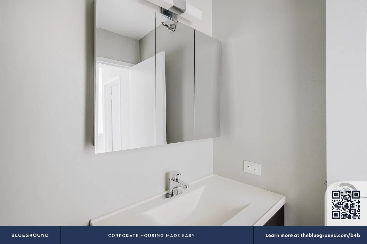 1 E Delaware Pl, ,  60611, USA 60611-unit#CHI-1127-Chicago-IL