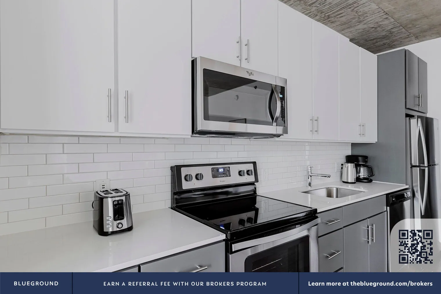 215 W Lake St, ,  60606, USA 60606-unit#CHI-1175-Chicago-IL