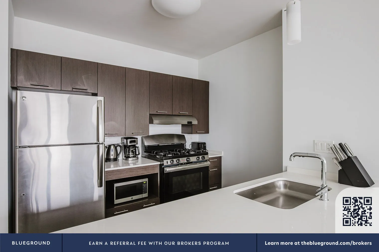 637 N Wells St, ,  60654, USA 60654-unit#CHI-1190-Chicago-IL