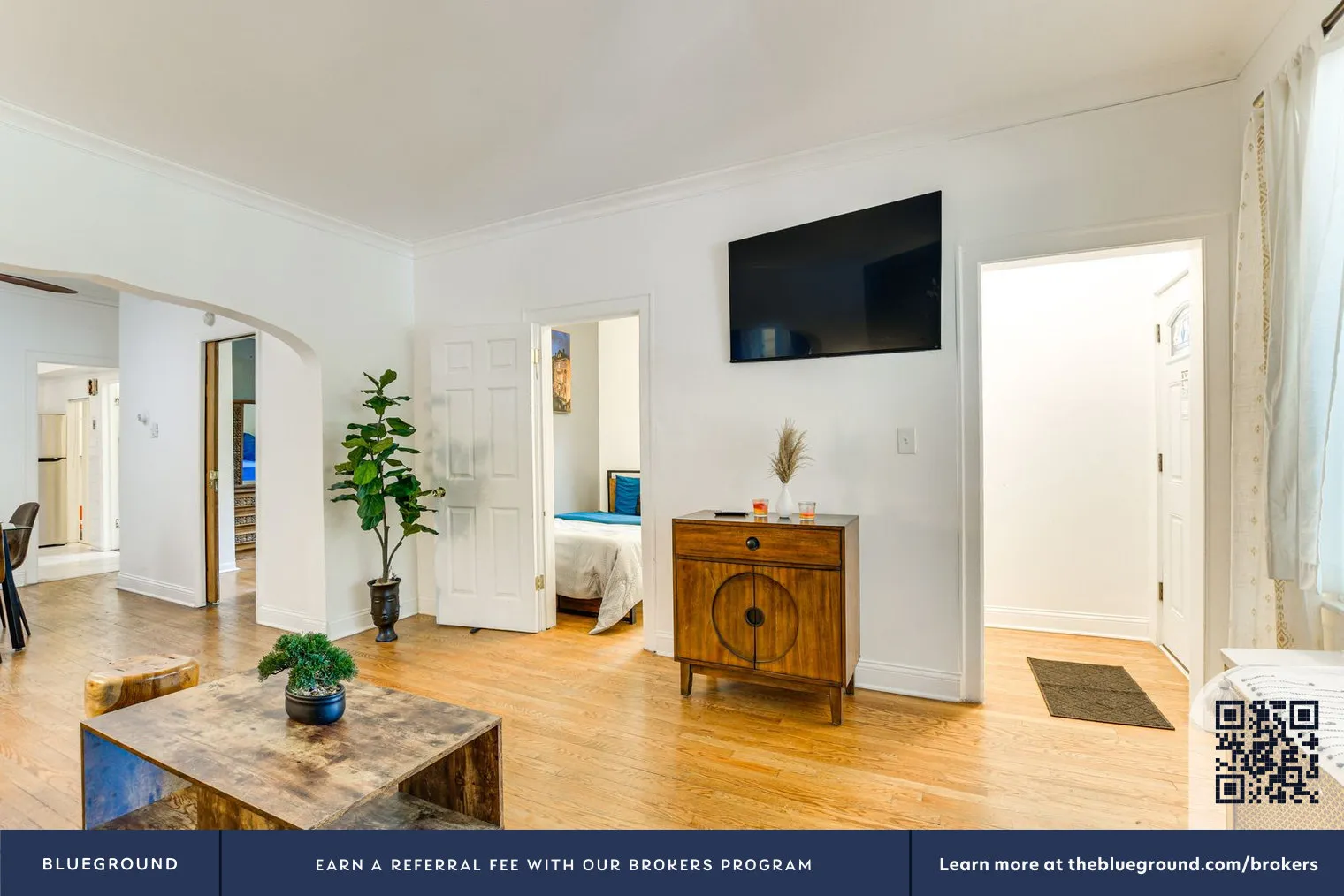 8318 S Burnham Ave, ,  60617, USA 60617-unit#CHI-1546381P-Chicago-IL