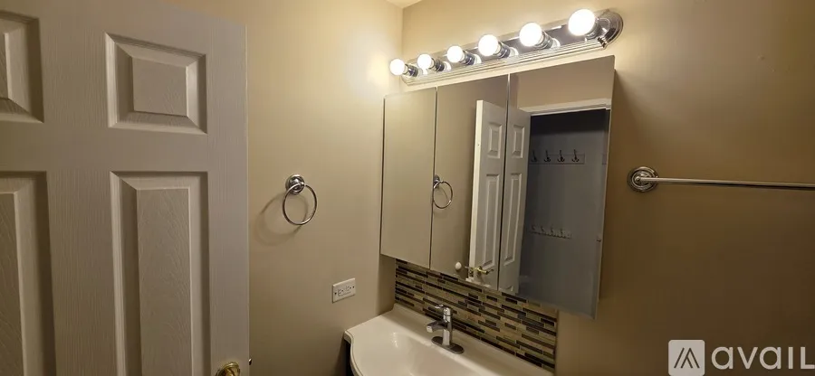 3 Timber Lane 60061-unit#10-Vernon Hills-IL