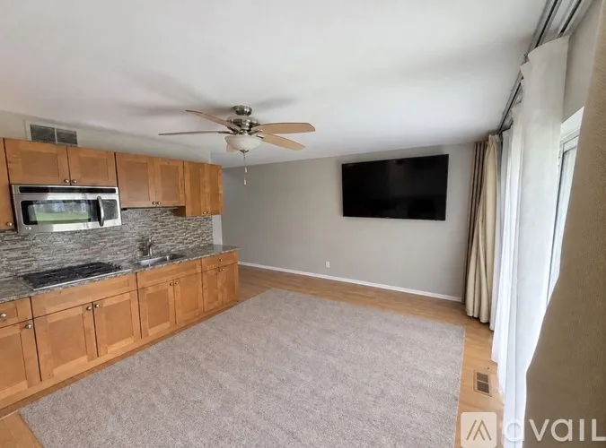 2759 S Embers Ln 60005-unit#1-Arlington Heights-IL