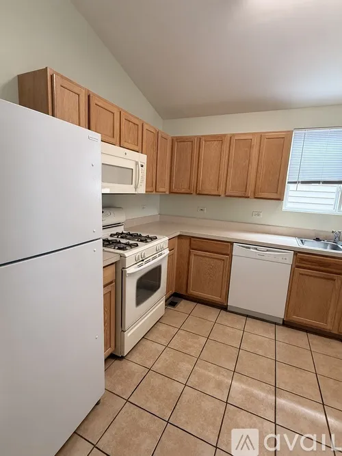 814 Symphony Drive 60504-Aurora-IL