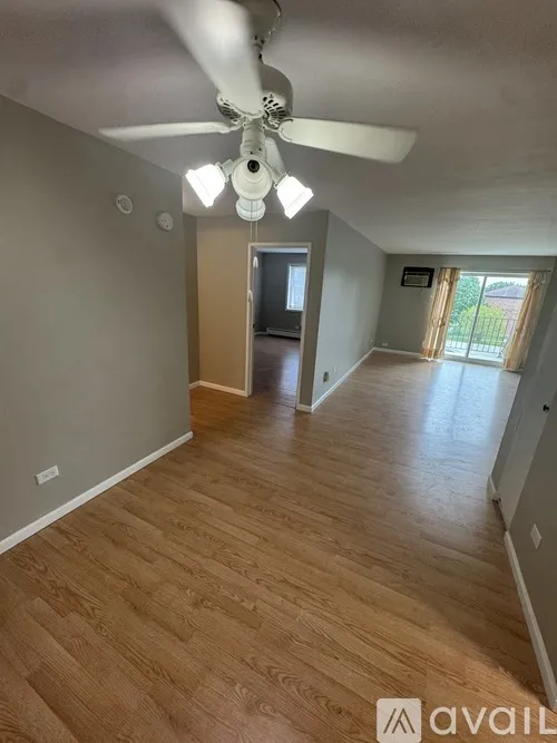 252 Shorewood Dr 60139-unit#2D-Glendale Heights-IL