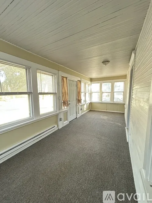 400 S Hough St 60010-unit#1st floor-Barrington-IL