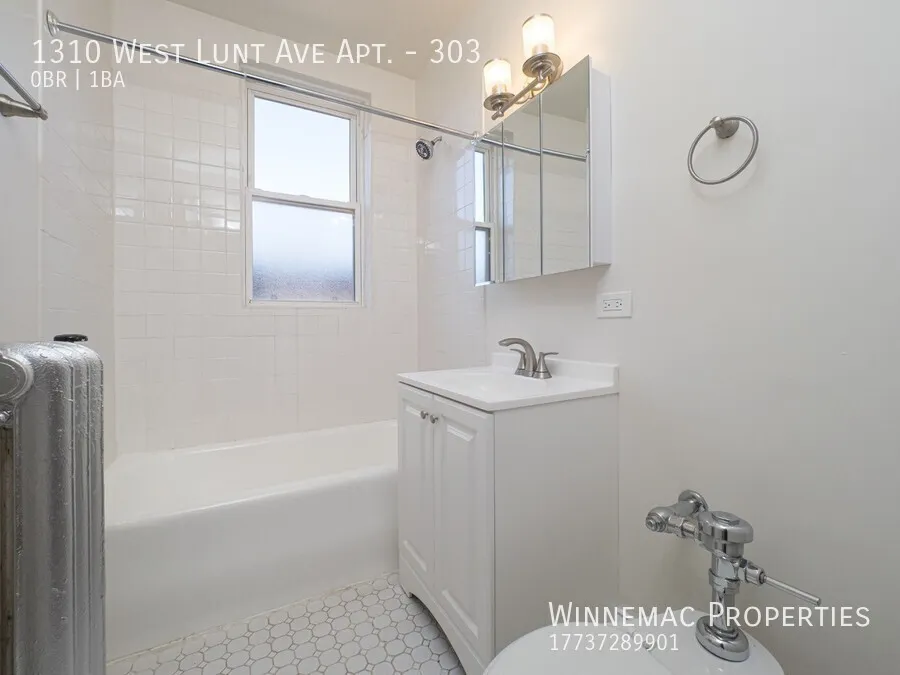 1310 W Lunt Ave, , 60626, USA 60626-unit#303-Chicago-IL