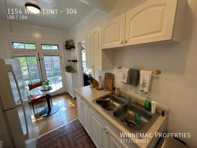 1154 W Lunt Ave, , 60626, USA 60626-unit#304-Chicago-IL