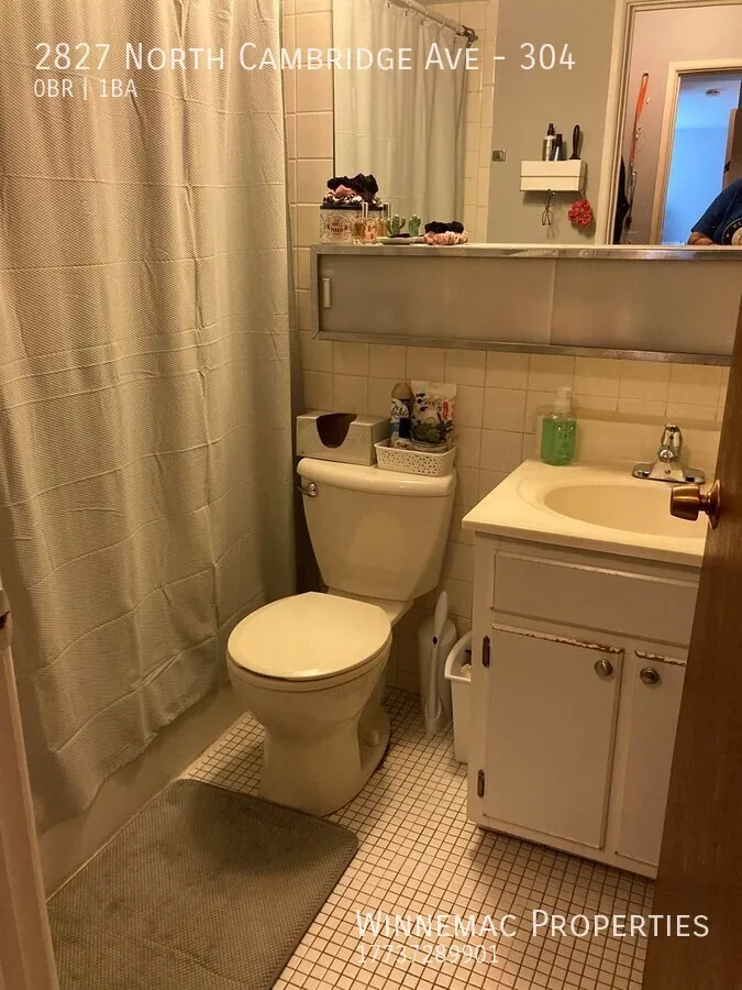 2827 N Cambridge Ave, ,  60657, USA 60657-unit#304-Chicago-IL