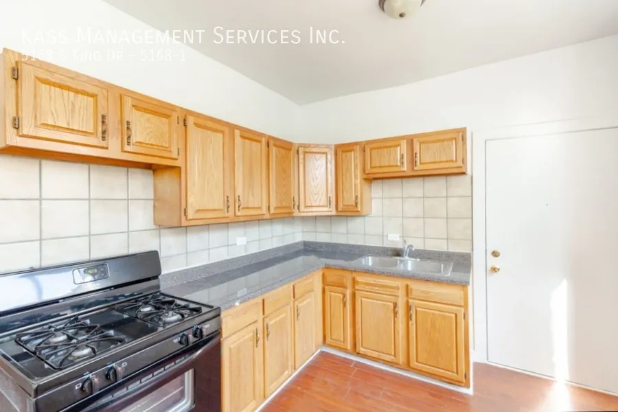 5162 S King Dr, , 60615, USA 60615-Chicago-IL