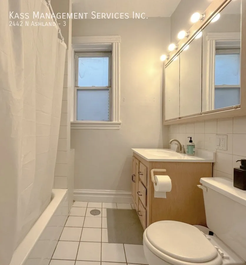 2442 N Ashland Ave, , 60614, USA 60614-unit#3-Chicago-IL