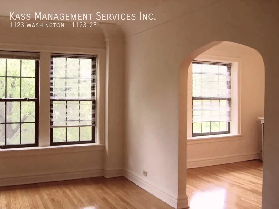 400 S Maple Ave, , 60302, USA 60302-unit#1123-2E-Oak Park-IL