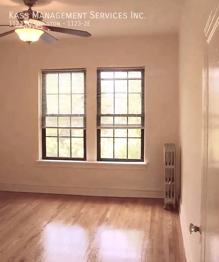 400 S Maple Ave, , 60302, USA 60302-unit#1123-2E-Oak Park-IL