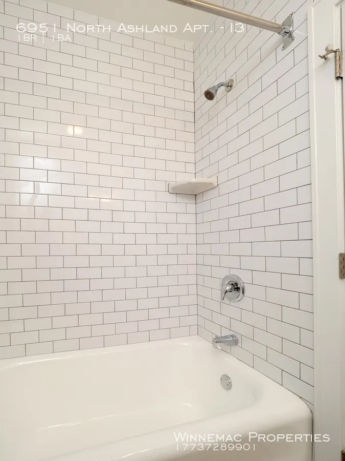 6945 N Ashland Blvd, , 60626, USA 60626-unit#I3-Chicago-IL