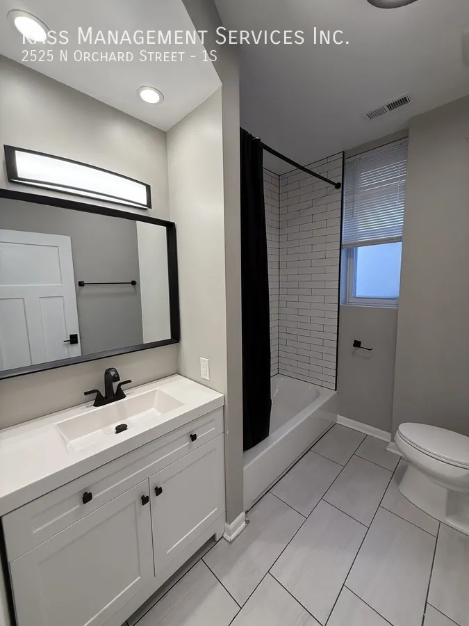 2525 N Orchard St, ,  60614, USA 60614-unit#1S-Chicago-IL