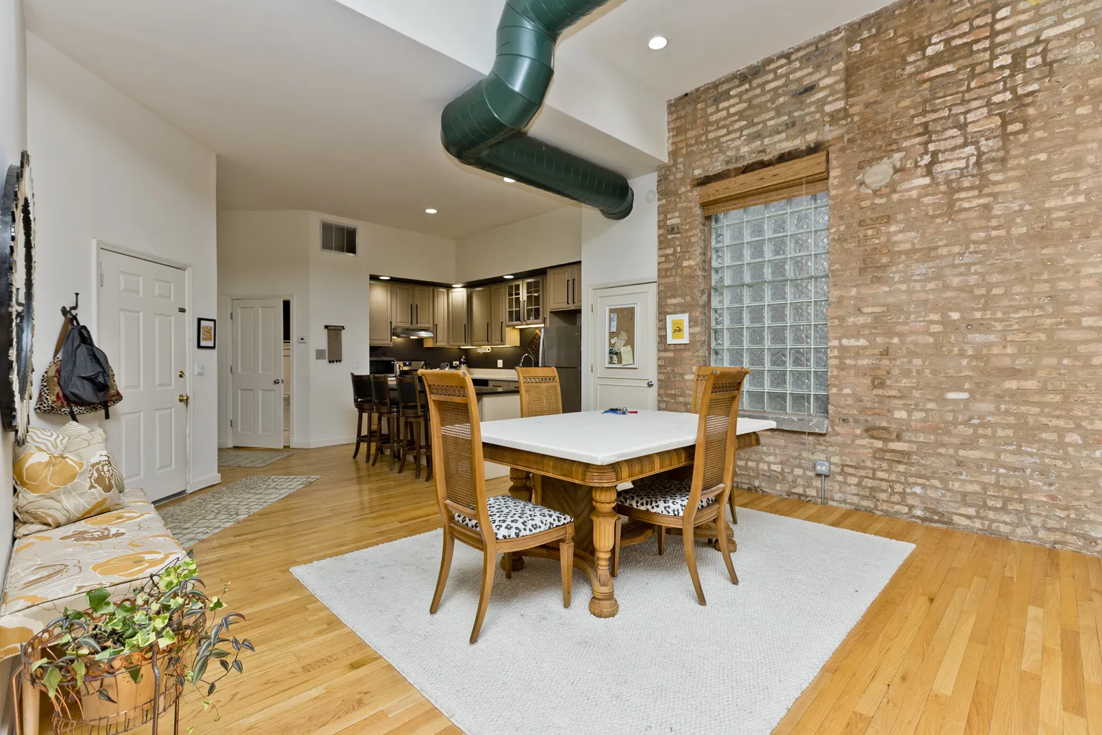 1470 N Milwaukee Ave, , 60622, USA 60622-unit#3-Chicago-IL