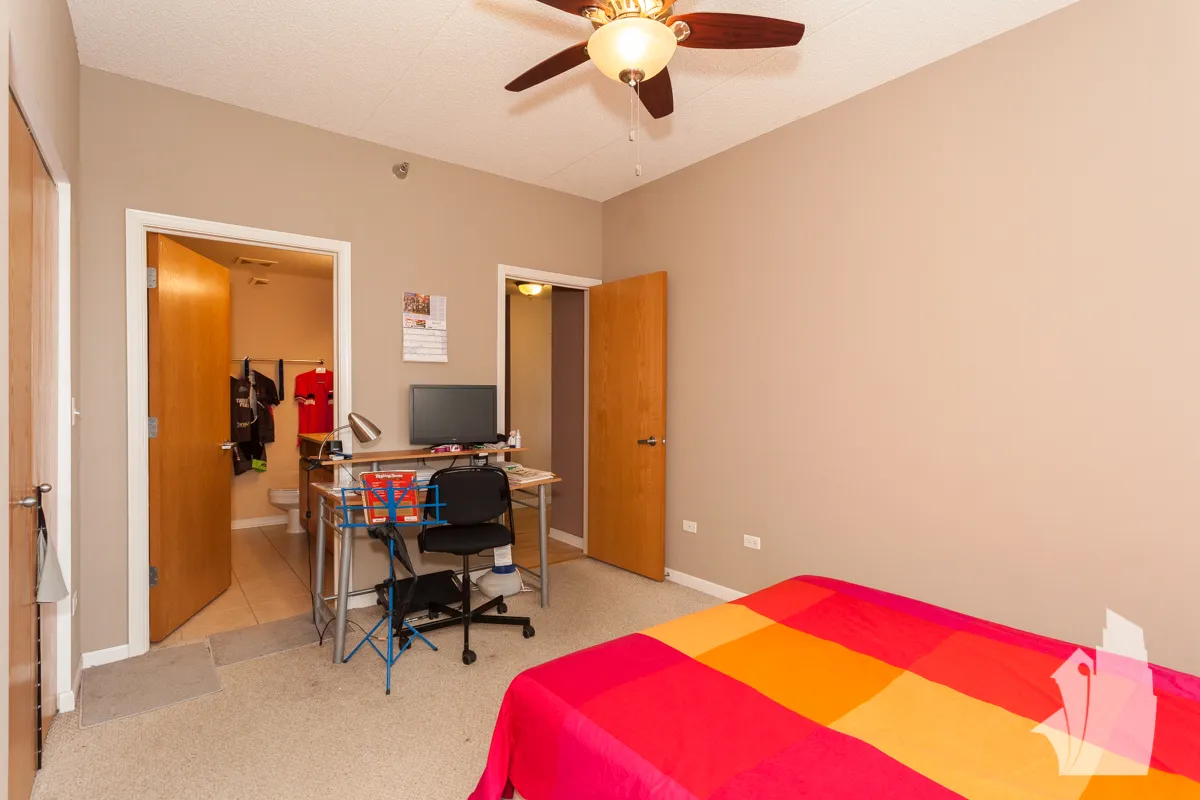 1250 S Indiana Pkwy, ,  60605, USA 60605-unit#408-Chicago-IL