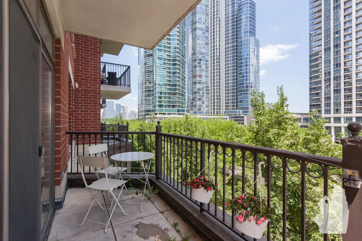 1250 S Indiana Pkwy, ,  60605, USA 60605-unit#408-Chicago-IL
