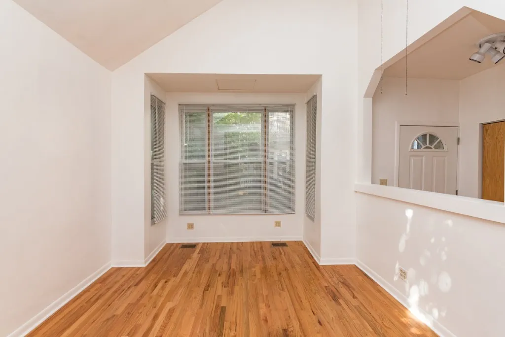 1043 W Grace St, ,  60613, USA 60613-unit#CH-Chicago-IL