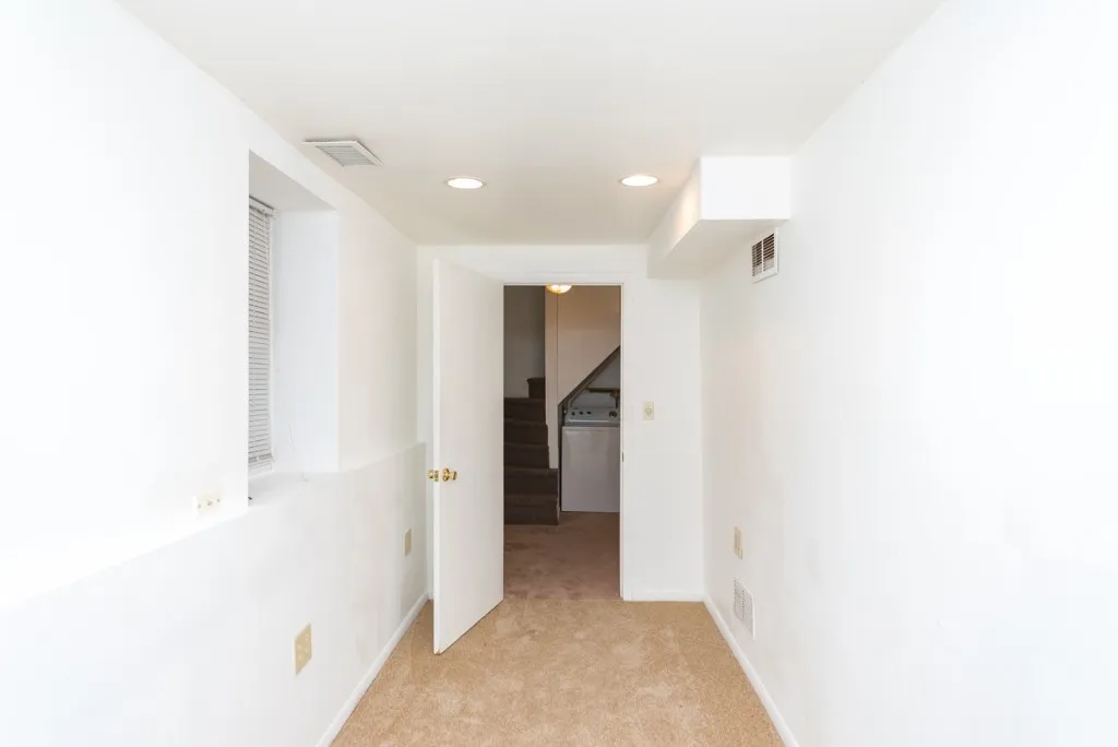 1043 W Grace St, ,  60613, USA 60613-unit#CH-Chicago-IL
