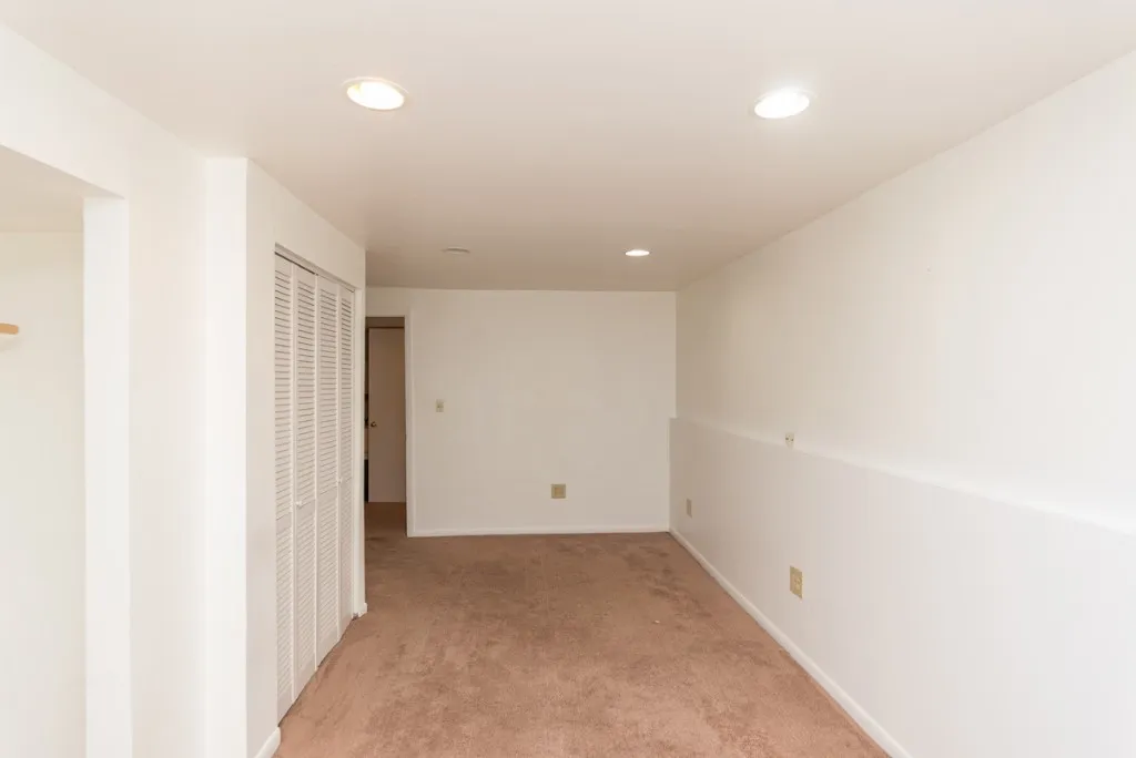 1043 W Grace St, ,  60613, USA 60613-unit#CH-Chicago-IL