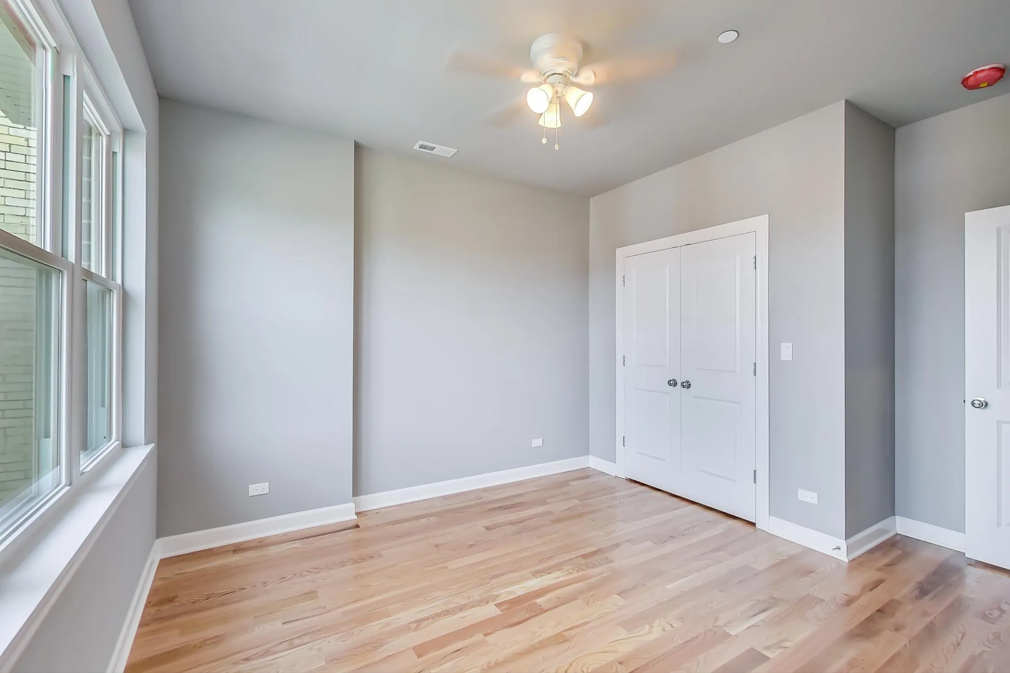 6132 S Kimbark Ave, ,  60637, USA 60637-unit#1W-Chicago-IL