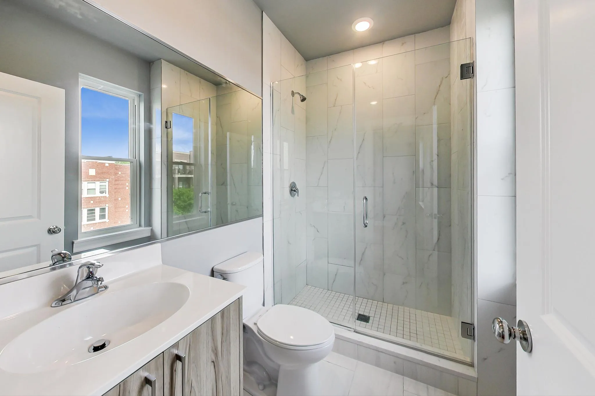6132 S Kimbark Ave, ,  60637, USA 60637-unit#1W-Chicago-IL