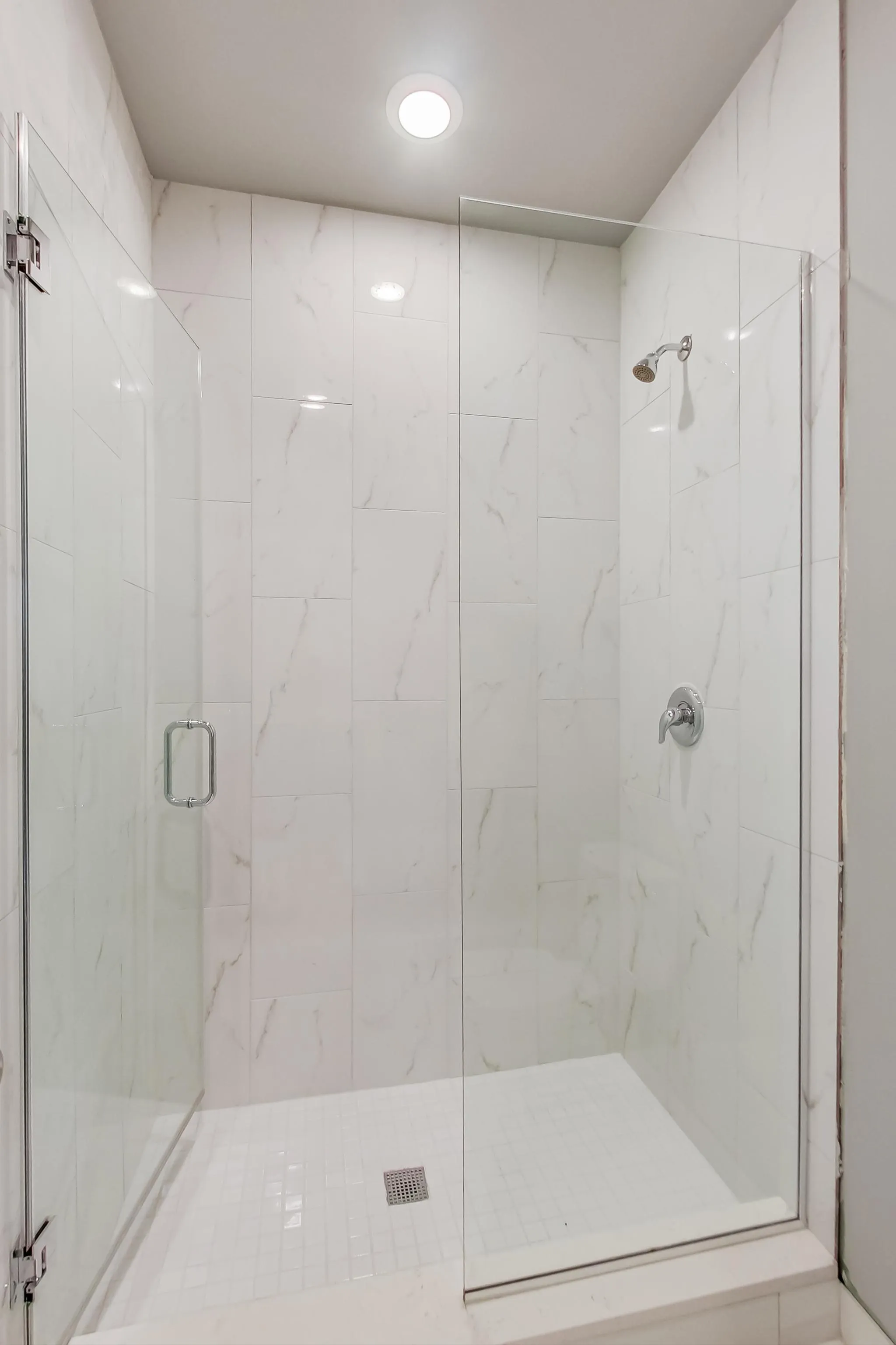 6132 S Kimbark Ave, ,  60637, USA 60637-unit#1W-Chicago-IL