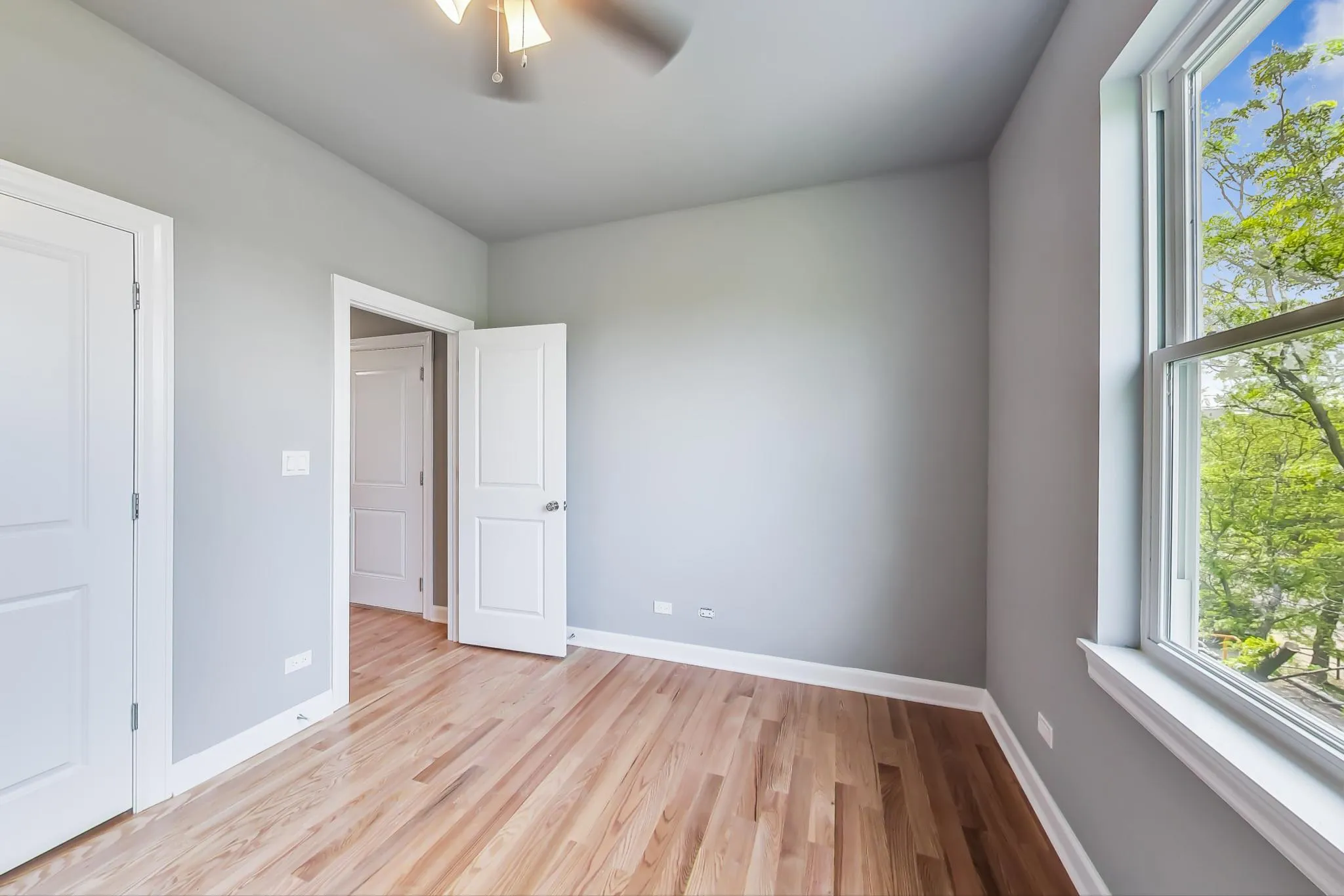 6132 S Kimbark Ave, ,  60637, USA 60637-unit#1W-Chicago-IL