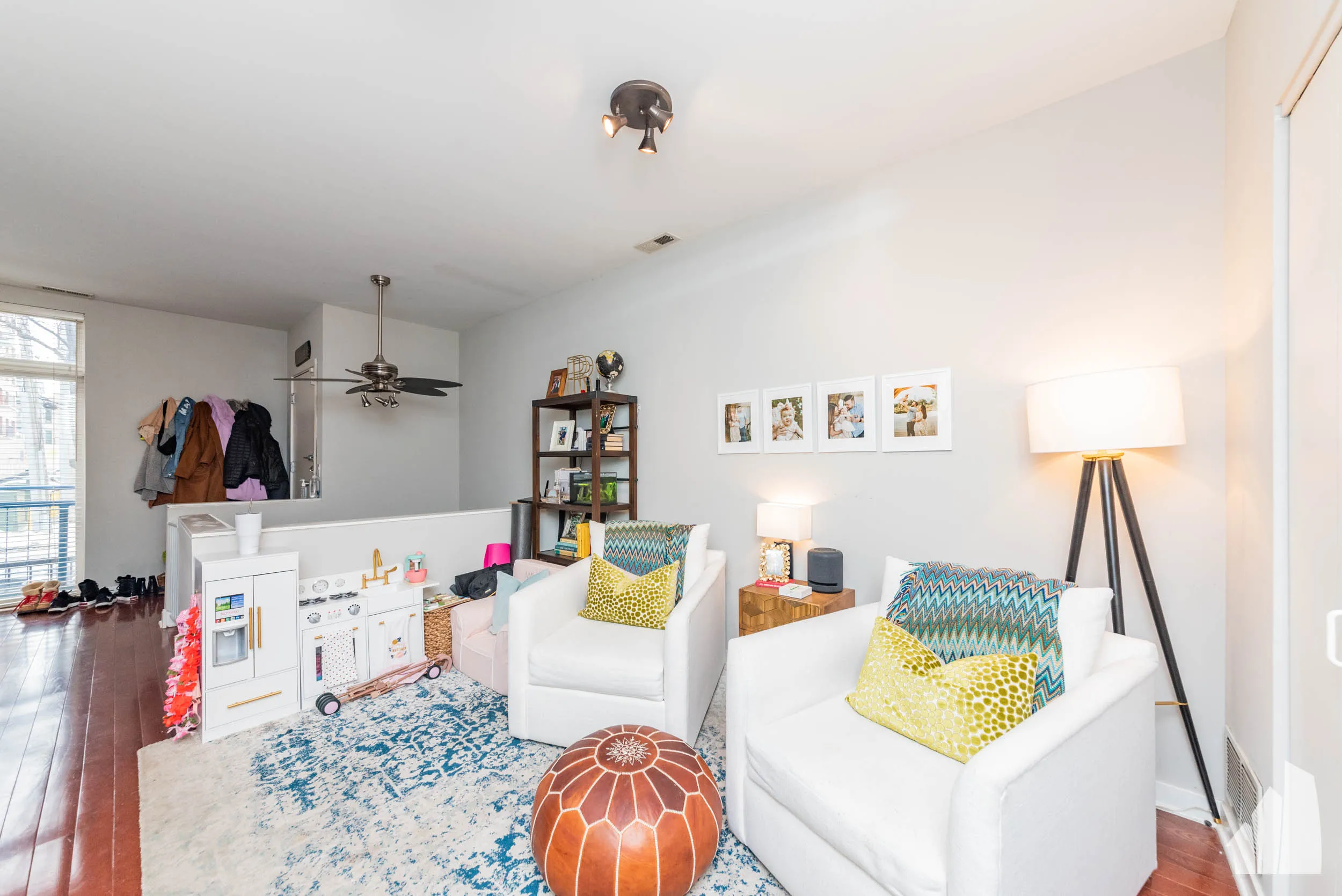 23 N Racine Ave, ,  60607, USA 60607-unit#406-Chicago-IL