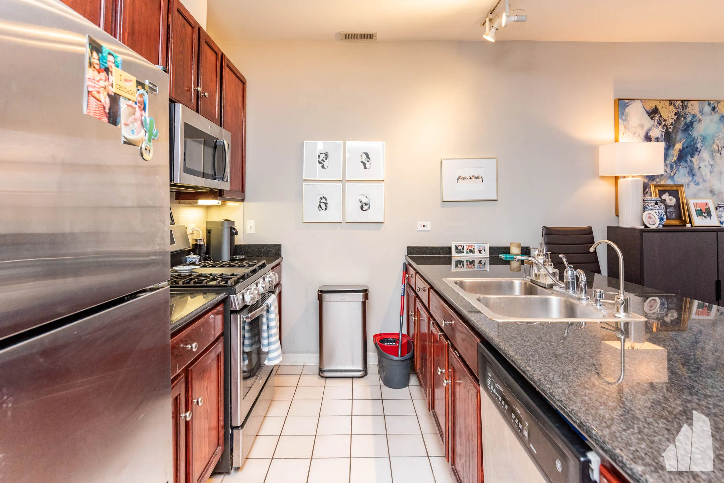 23 N Racine Ave, ,  60607, USA 60607-unit#406-Chicago-IL