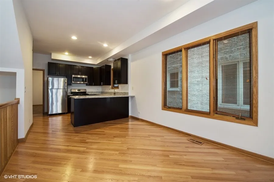 623 W Briar Pl, ,  60657, USA 60657-unit#1-Chicago-IL