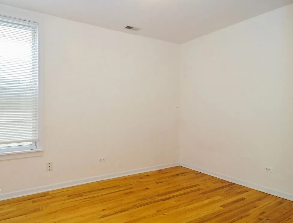1433 W Oakdale Ave, ,  60657, USA 60657-unit#2-Chicago-IL