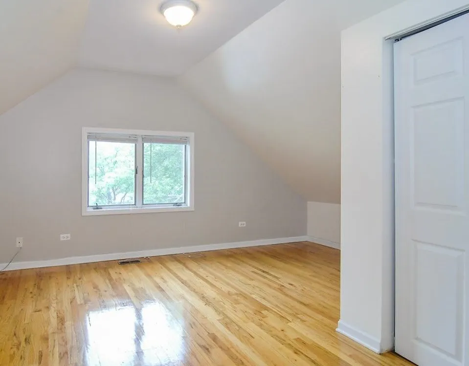 1433 W Oakdale Ave, ,  60657, USA 60657-unit#2-Chicago-IL